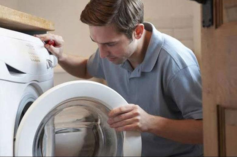 Nguyên nhân khiến máy giặt Electrolux không vào điện thường gặp