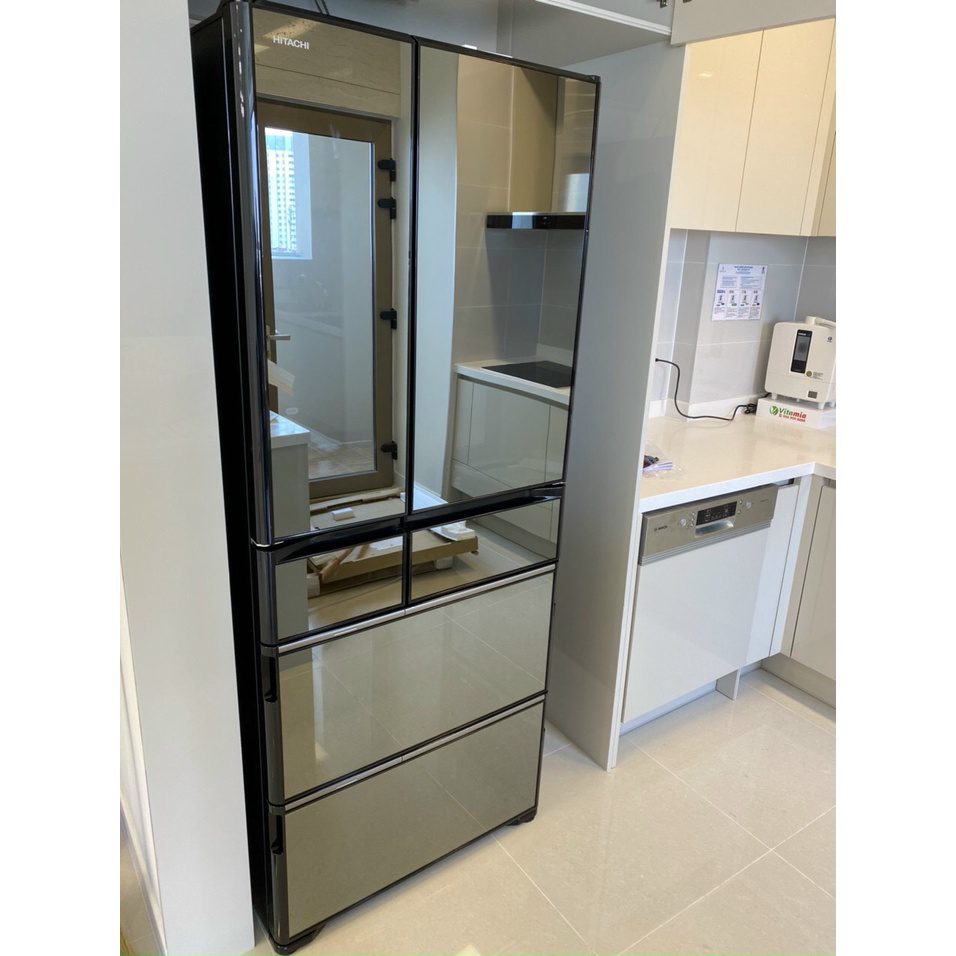 khái niệm tủ lạnh mặt gương