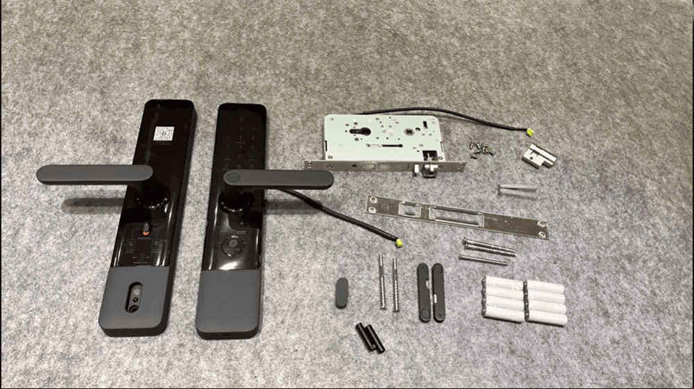 Cách Cài Đặt Khóa Cửa Vân Tay Như Thế Nào? Hướng dẫn từng bước 2