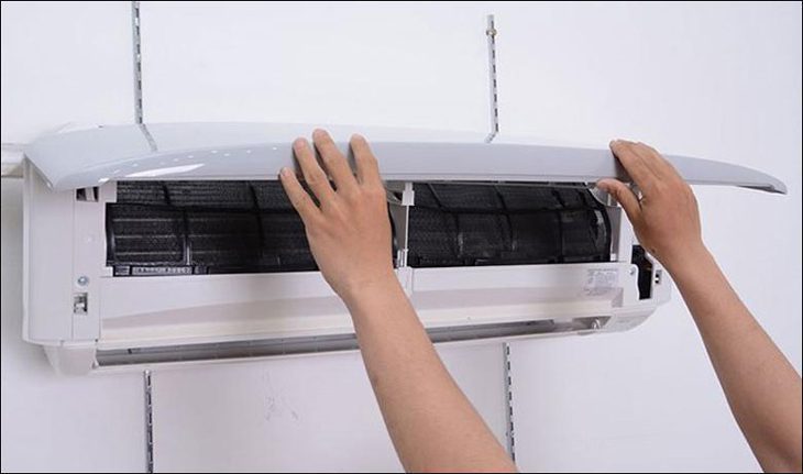 Vệ sinh tấm màng lọc gió
