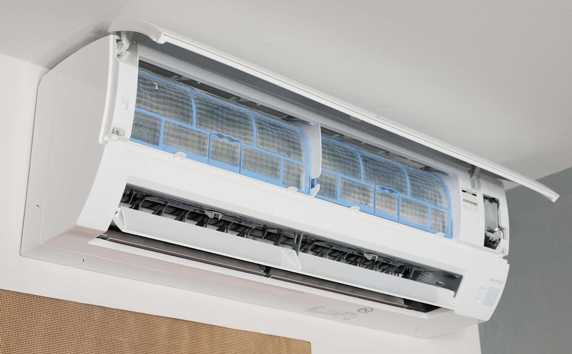 Máy lạnh LG kêu rè rè, lạch cạch