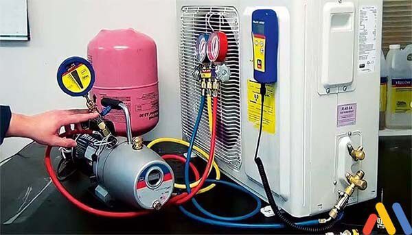Điều hòa LG tự bật tắt liên tục do hết hoặc thiếu gas