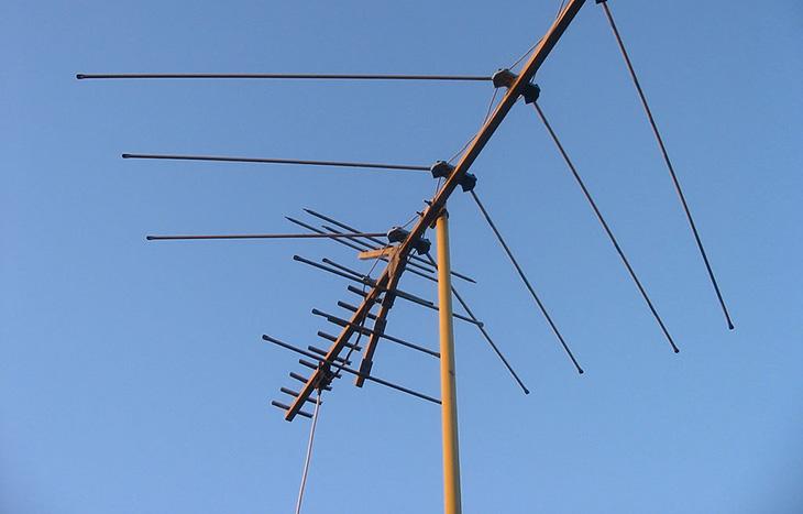 anten thu sóng DVB-T2 ngoài trời