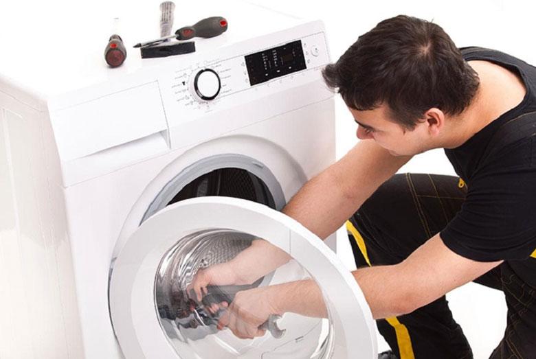máy giặt LG không vắt được do chương trình bị lỗi