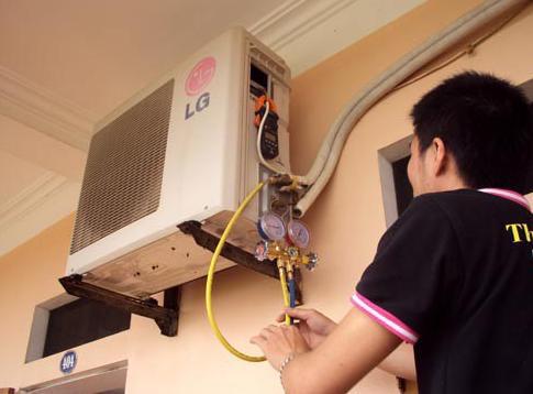Áp suất gas R32 là bao nhiêu? Cách nạp gas R32 cho điều hòa, máy lạnh - META.vn