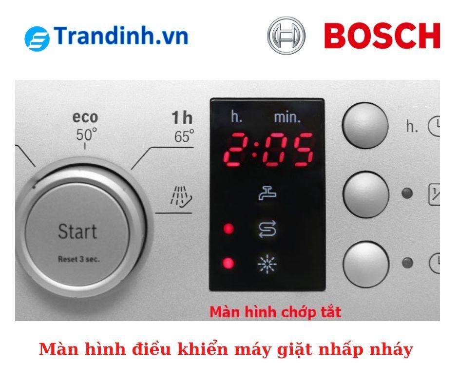 Màn hình điều khiển máy giặt nhấp nháy