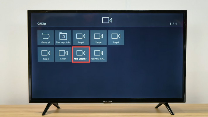 xem phim qua cổng usb tivi ffalcon 32f1