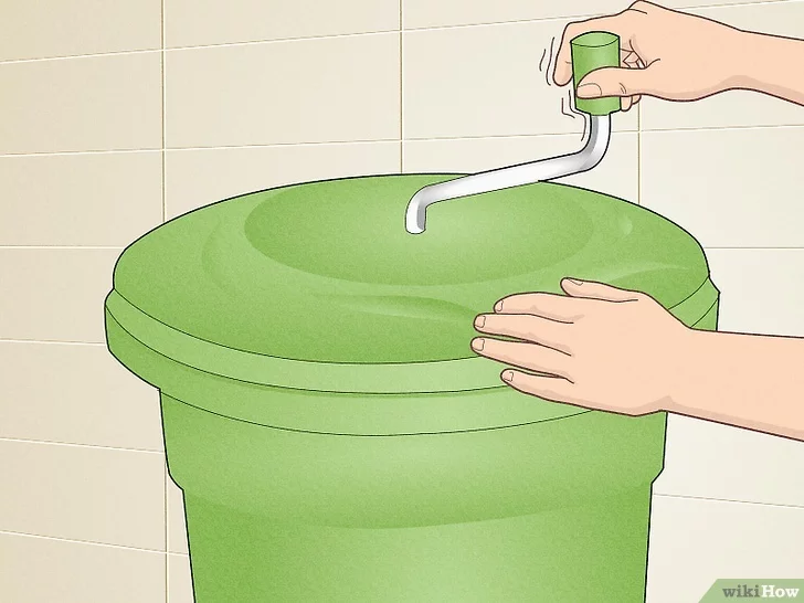 Thử dùng rổ quay rau vắt nước để làm khô quần áo nhanh hơn