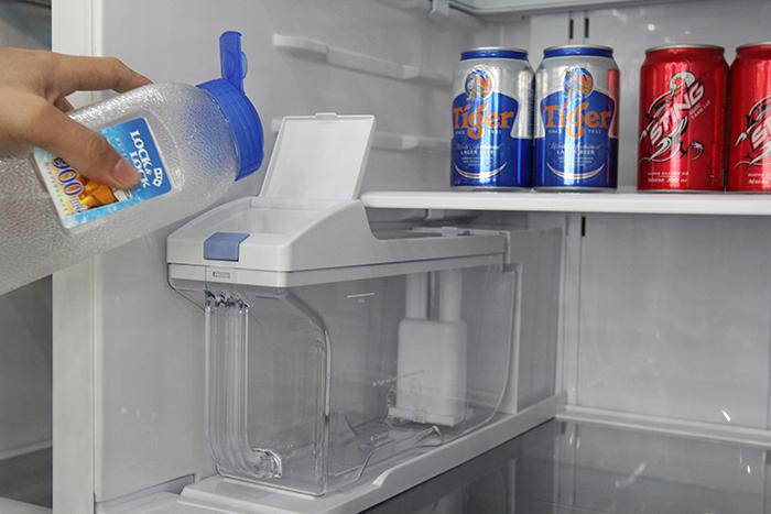 Hộp chứa nước bị hết nước